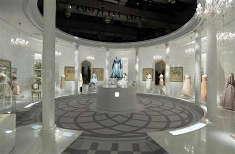 qatar dior exhibition|Christian Dior Designer Of Dreams .